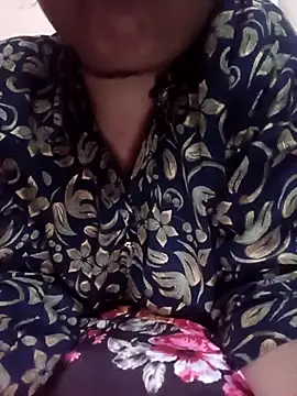 Snapshot of Hotygirl11100 chatting on 09/16/25, 06:20 Hotygirl11100 online show from 09/16/25, 06:20