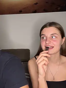 only4love online show from 10/20/25, 08:42