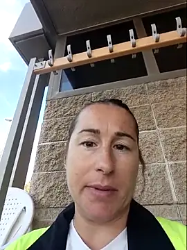 Snapshot of bichota85 chatting on 10/06/25, 09:51 bichota85 online show from 10/06/25, 09:51