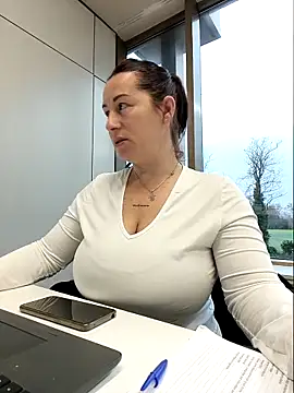 Snapshot of bichota85 chatting on 12/23/25, 09:07 bichota85 online show from 12/23/25, 09:07