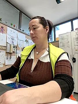 Snapshot of bichota85 chatting on 03/13/26, 11:39 bichota85 online show from 03/13/26, 11:39