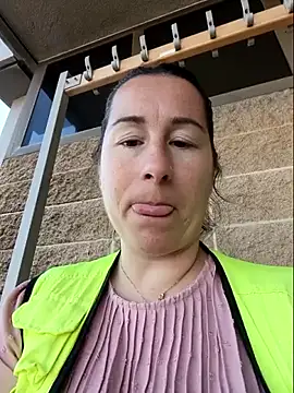 Snapshot of bichota85 chatting on 03/20/26, 10:53 bichota85 online show from 03/20/26, 10:53