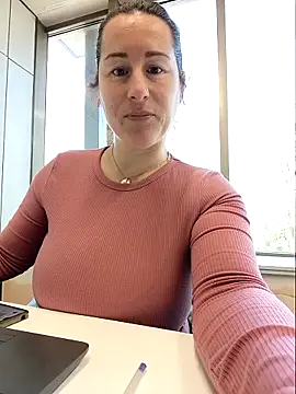 Snapshot of bichota85 chatting on 03/23/26, 10:08 bichota85 online show from 03/23/26, 10:08