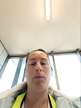 Snapshot of bichota85 chatting on 04/10/26, 08:52 bichota85 online show from 04/10/26, 08:52