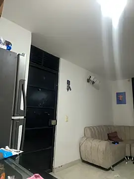 Snapshot of LittleStaicy chatting on 09/18/25, 02:35 LittleStaicy online show from 09/18/25, 02:35