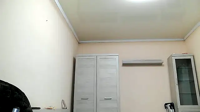 DominicaBanxx online show from 12/19/25, 02:13