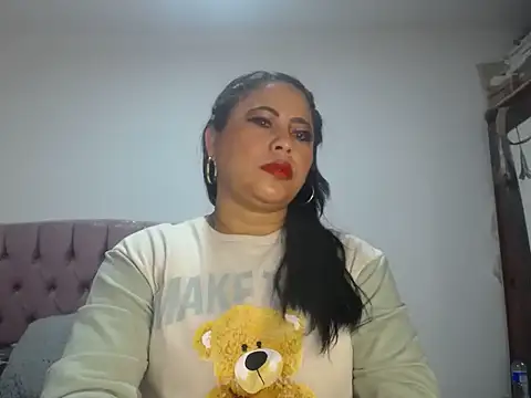 PamelaMartin online show from 09/17/25, 02:30