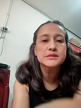Snapshot of valery506 chatting on 04/17/26, 04:54 valery506 online show from 04/17/26, 04:54