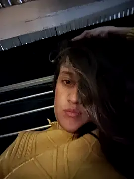 Snapshot of valery506 chatting on 04/19/26, 12:43 valery506 online show from 04/19/26, 12:43