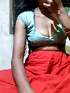 Snapshot of queen_baby09 chatting on 10/08/25, 06:16 queen baby09 online show from 10/08/25, 06:16