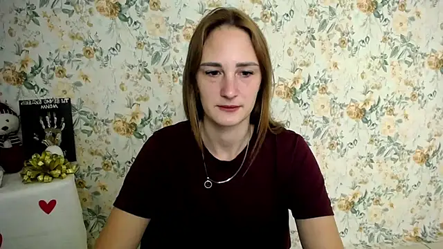 Milana Cutie  online show from 09/20/25, 06:47