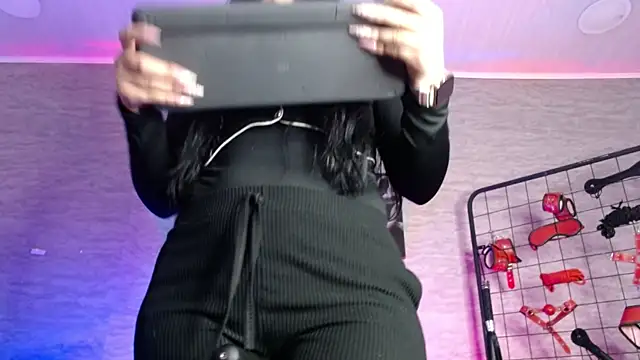 Snapshot of Daphnee-x chatting on 01/17/26, 11:59 Daphnee-x online show from 01/17/26, 11:59