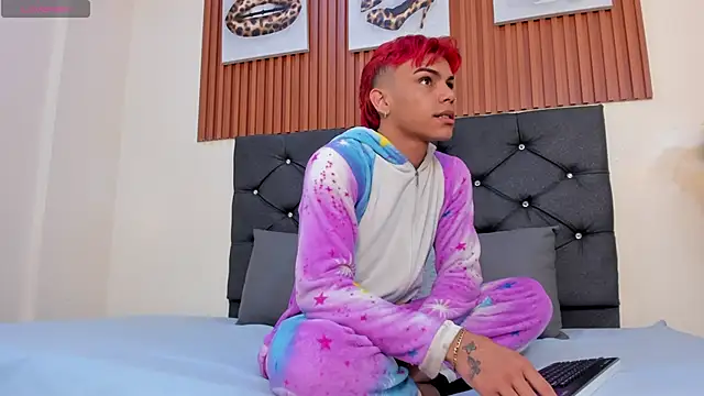 enzo carter online show from 09/24/25, 01:47