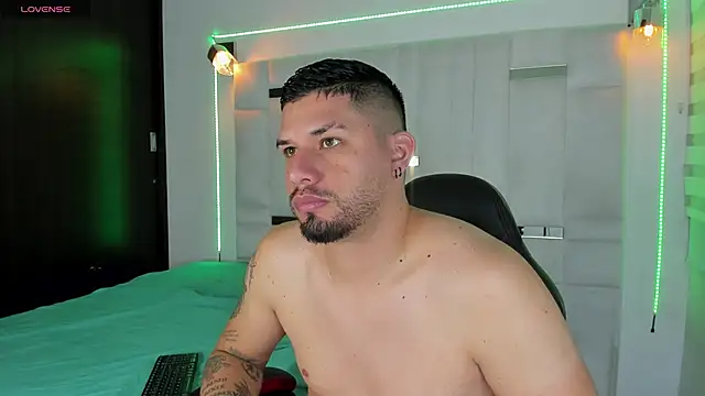 Jacob19  online show from 09/19/25, 12:06