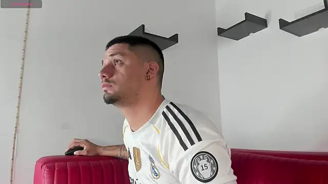 Jacob19  online show from 09/30/25, 11:26