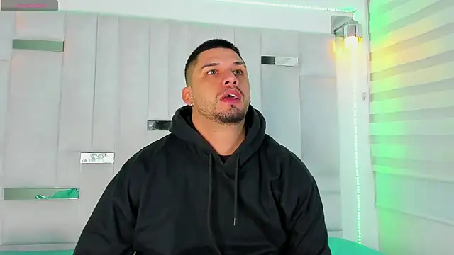 Jacob19  online show from 10/07/25, 11:40