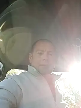 hugoboys4576 online show from 09/18/25, 07:32