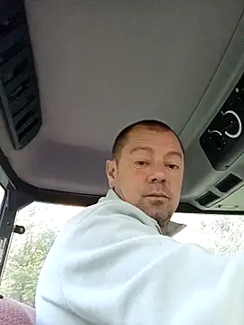 hugoboys4576 online show from 10/01/25, 08:20