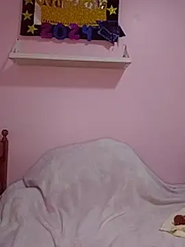 Snapshot of dulcefanny chatting on 11/30/25, 03:54 dulcefanny online show from 11/30/25, 03:54