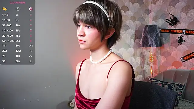 Snapshot of sandzu_ chatting on 11/01/25, 08:44 sandzu online show from 11/01/25, 08:44