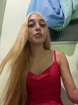 Snapshot of loirinhaaa chatting on 04/12/26, 02:16 loirinhaaa online show from 04/12/26, 02:16