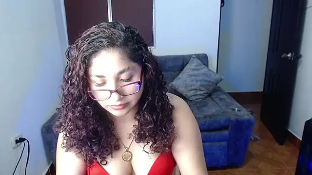 Snapshot of Gia_Dior chatting on 01/11/26, 01:21 Gia Dior online show from 01/11/26, 01:21