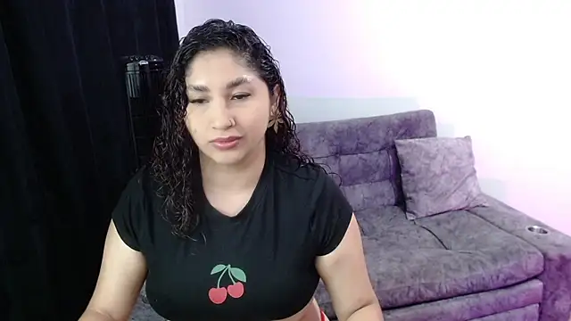 Snapshot of Gia_Dior chatting on 05/09/26, 12:27 Gia Dior online show from 05/09/26, 12:27