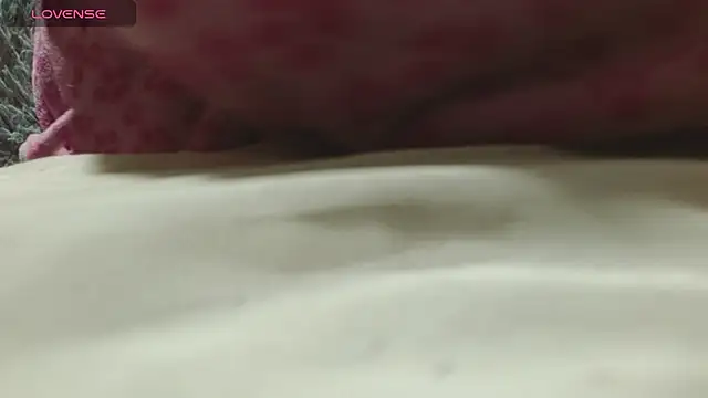 Snapshot of Sasharosee2 chatting on 11/15/25, 01:18 Sasharosee2 online show from 11/15/25, 01:18