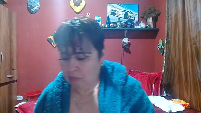 Snapshot of Sasharosee2 chatting on 04/27/26, 12:03 Sasharosee2 online show from 04/27/26, 12:03