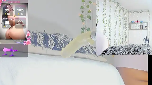 Snapshot of Ashley__Jones__ chatting on 05/01/26, 09:03 Ashley Jones online show from 05/01/26, 09:03