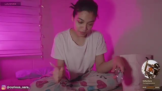 Snapshot of _curiouskitten_ chatting on 11/08/25, 04:01 curiouskitten online show from 11/08/25, 04:01