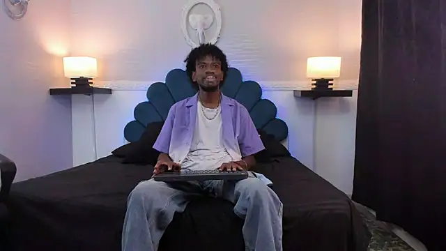 Snapshot of AllexJacob chatting on 09/24/25, 01:14 AllexJacob online show from 09/24/25, 01:14