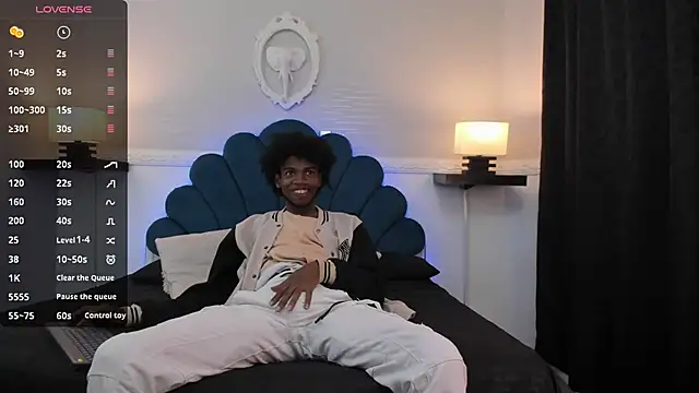 Snapshot of AllexJacob chatting on 10/07/25, 01:08 AllexJacob online show from 10/07/25, 01:08