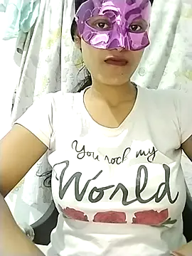 Snapshot of ms-naina chatting on 11/08/25, 06:40 ms-naina online show from 11/08/25, 06:40