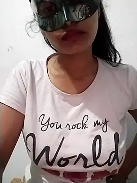 Snapshot of ms-naina chatting on 04/18/26, 07:29 ms-naina online show from 04/18/26, 07:29