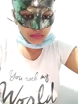 Snapshot of ms-naina chatting on 04/20/26, 07:26 ms-naina online show from 04/20/26, 07:26