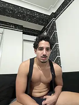 Snapshot of fuck___boyy chatting on 03/17/26, 01:03 fuck boyy online show from 03/17/26, 01:03