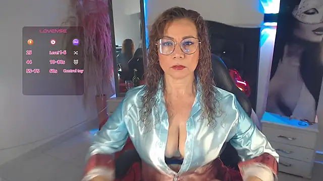 Snapshot of Jademommy_ chatting on 02/23/26, 08:50 Jademommy online show from 02/23/26, 08:50