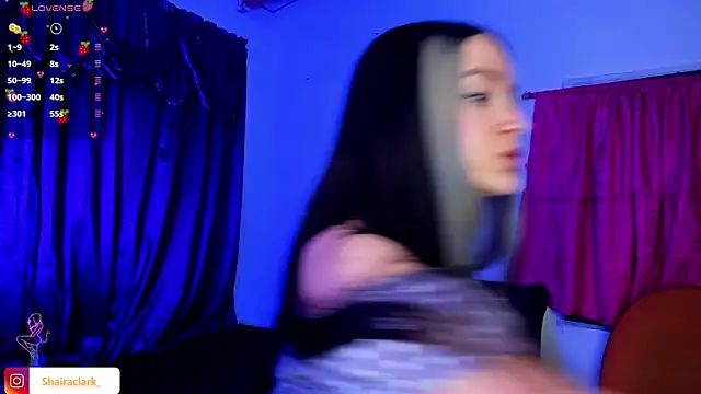 Snapshot of Shairaclark_ chatting on 10/02/25, 12:39 Shairaclark online show from 10/02/25, 12:39