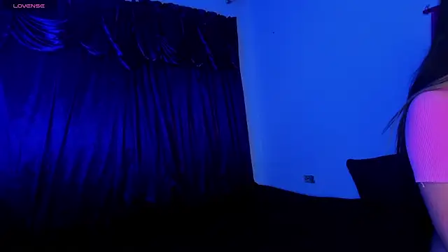 Snapshot of Shairaclark_ chatting on 11/27/25, 12:46 Shairaclark online show from 11/27/25, 12:46