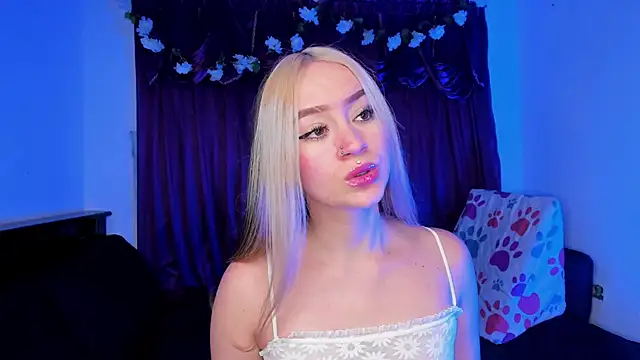 Shairaclark  online show from 06/04/26, 02:39