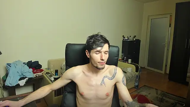 Snapshot of dirty_justin chatting on 11/24/25, 03:56 dirty justin online show from 11/24/25, 03:56