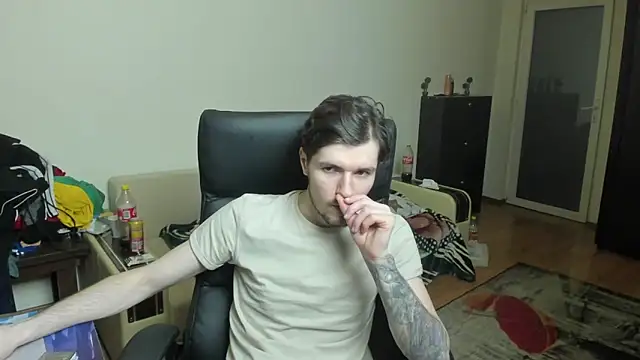 Snapshot of dirty_justin chatting on 02/26/26, 02:43 dirty justin online show from 02/26/26, 02:43