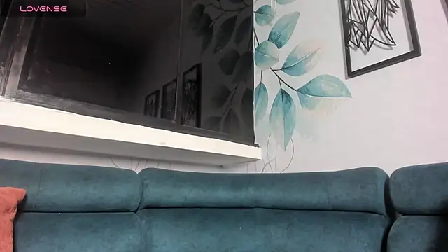 Elii cartter online show from 09/27/25, 01:21