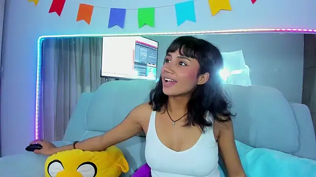 Snapshot of Lola_Purple chatting on 10/11/25, 03:39 Lola Purple online show from 10/11/25, 03:39