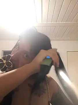 Snapshot of gabii_hardy chatting on 04/01/26, 09:32 gabii hardy online show from 04/01/26, 09:32