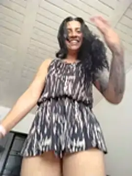 Snapshot of gabii_hardy chatting on 07/28/26, 02:13 gabii hardy online show from 07/28/26, 02:13