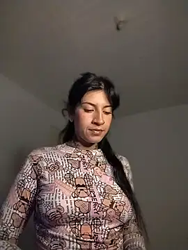Snapshot of gabii_hardy chatting on 08/06/26, 09:33 gabii hardy online show from 08/06/26, 09:33
