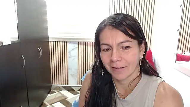 Snapshot of camilavargas_ chatting on 06/02/26, 07:16 camilavargas online show from 06/02/26, 07:16