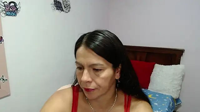Snapshot of camilavargas_ chatting on 06/23/26, 07:23 camilavargas online show from 06/23/26, 07:23